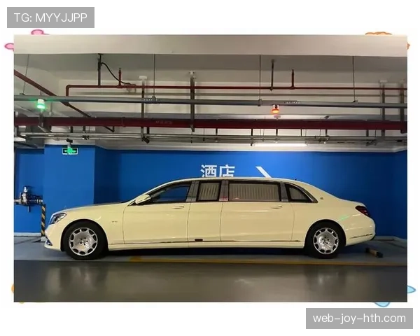 乔治家的车库比我家还大，里面停的车比我这辈子见过的都贵