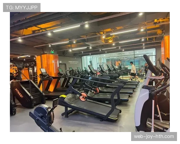 掌敏洁这训练强度，凌晨四点健身房打卡是认真的？